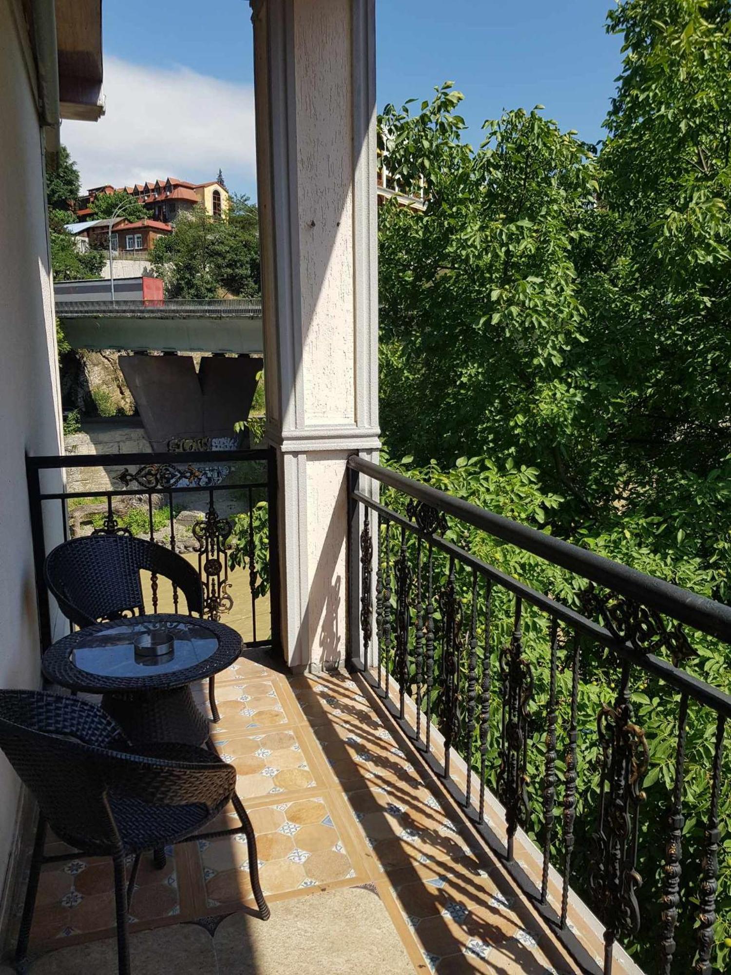 Borjomi Classic Hotel Exterior photo