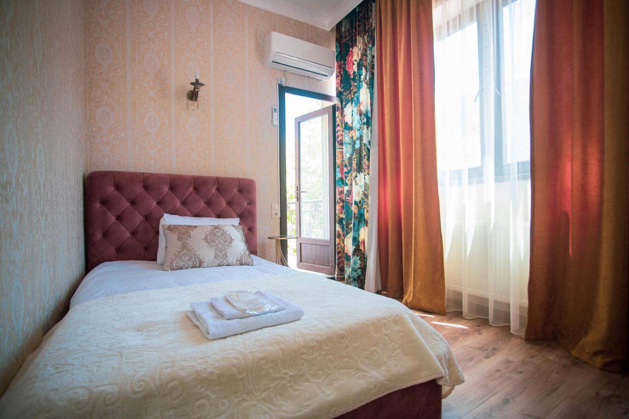 Borjomi Classic Hotel Exterior photo