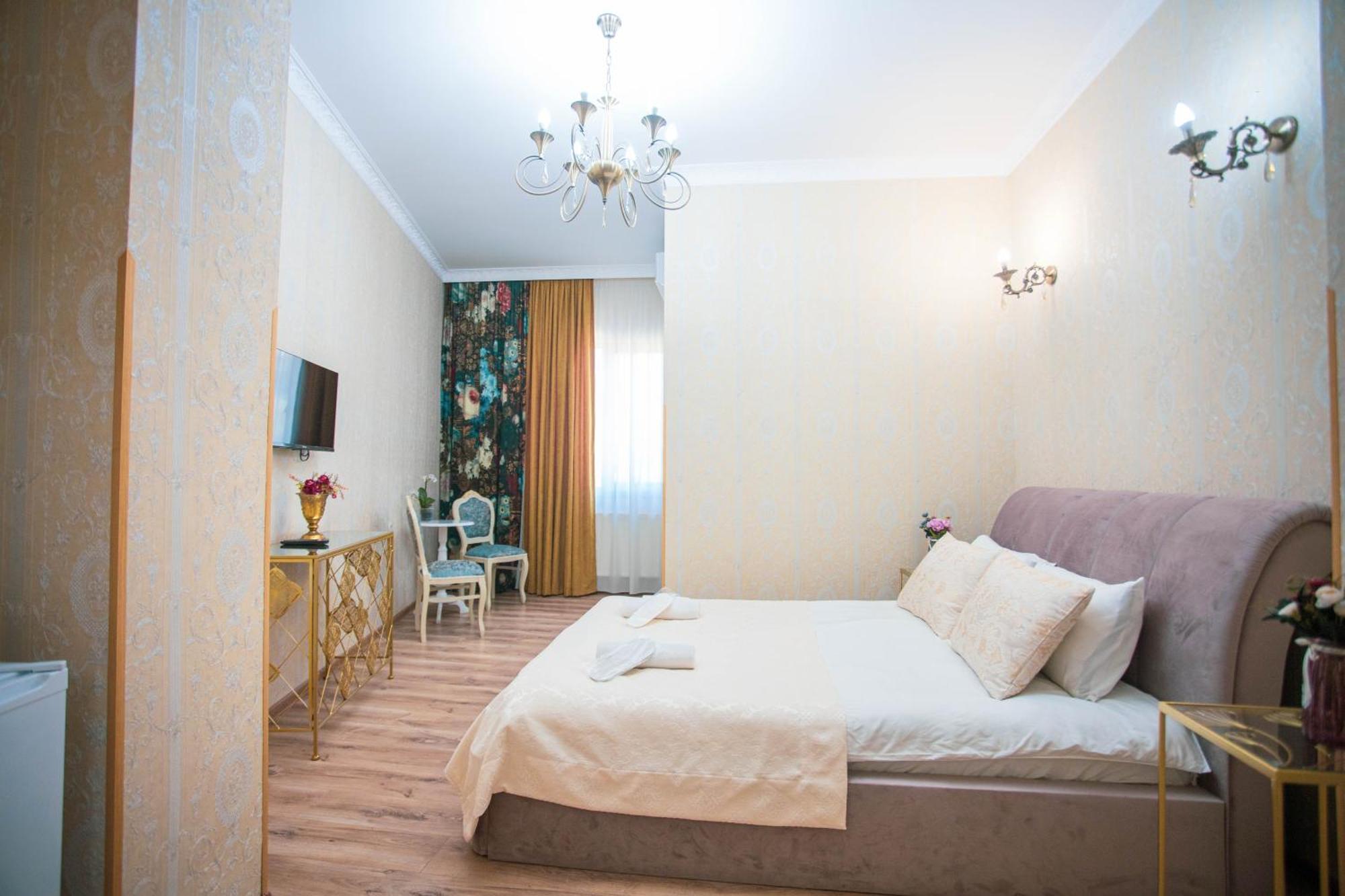 Borjomi Classic Hotel Exterior photo