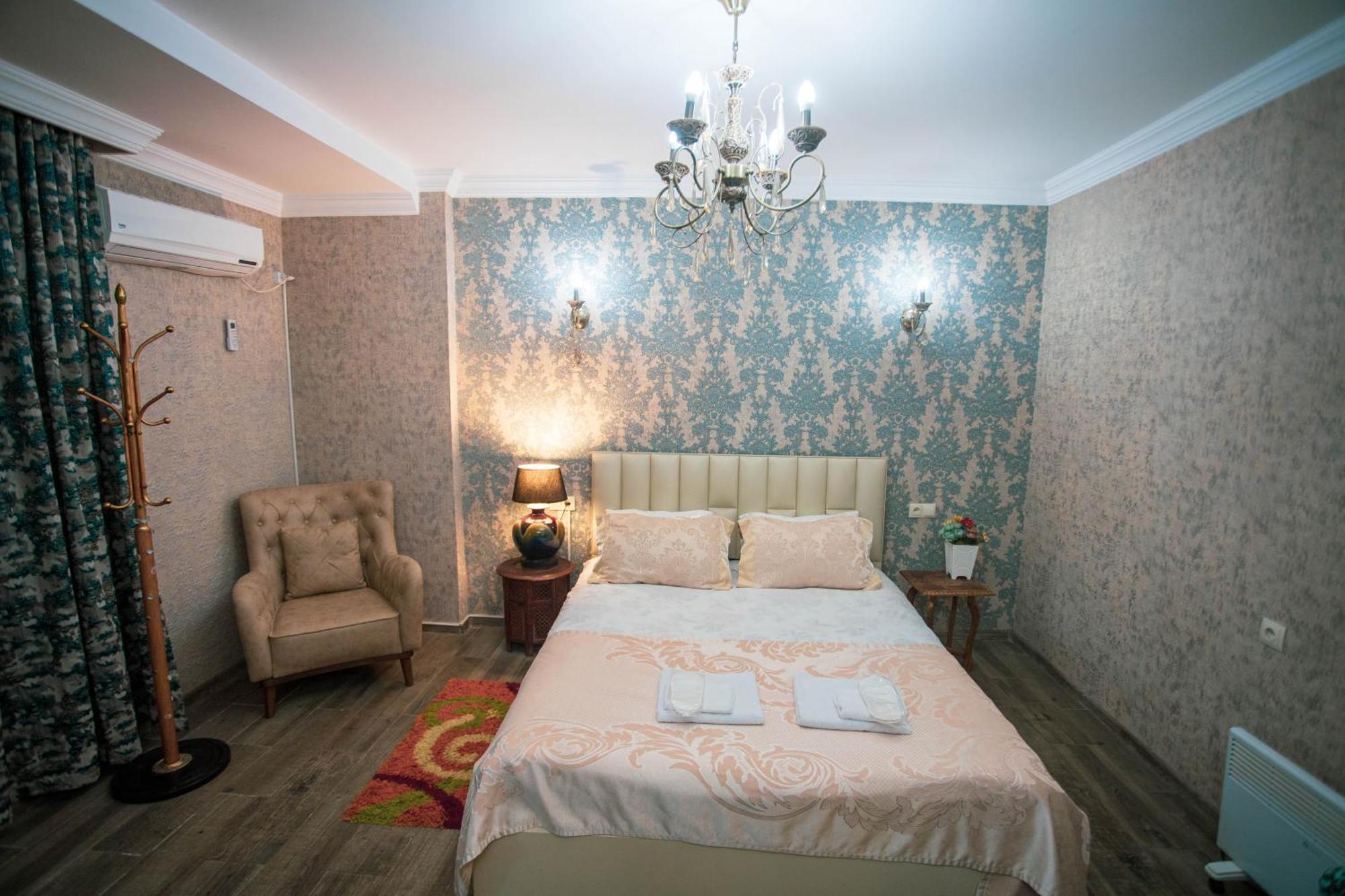 Borjomi Classic Hotel Exterior photo